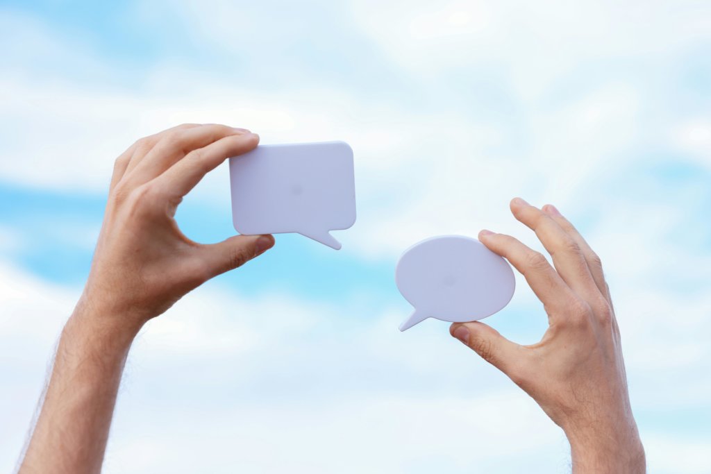 Coaching des adolescents pour rétablir la communication et les aider lors de leurs périodes de questionnement.
